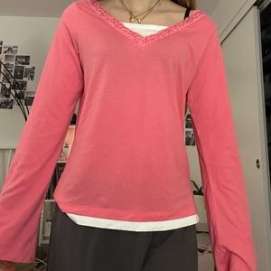 throfted pink sparkle v neck top